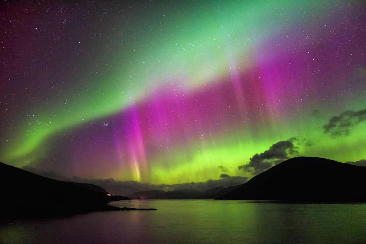 Northern Lights Over Loch Glascarnoch Scottish Highlands 1200c 